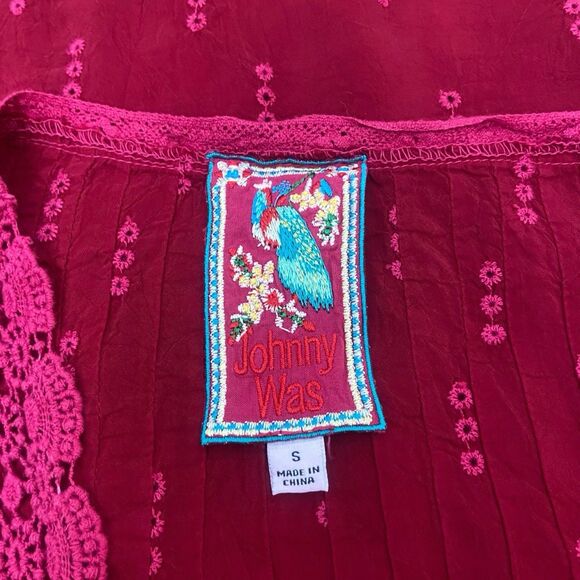 Johnny Was Relaxed Bubble Tank Top Size S Magenta Pink Boho Floral Embroidered - Picture 6 of 7